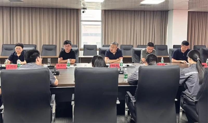明泰铝业开展青年人才专题交流会