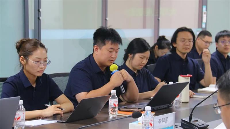明泰铝业开展青年人才专题交流会